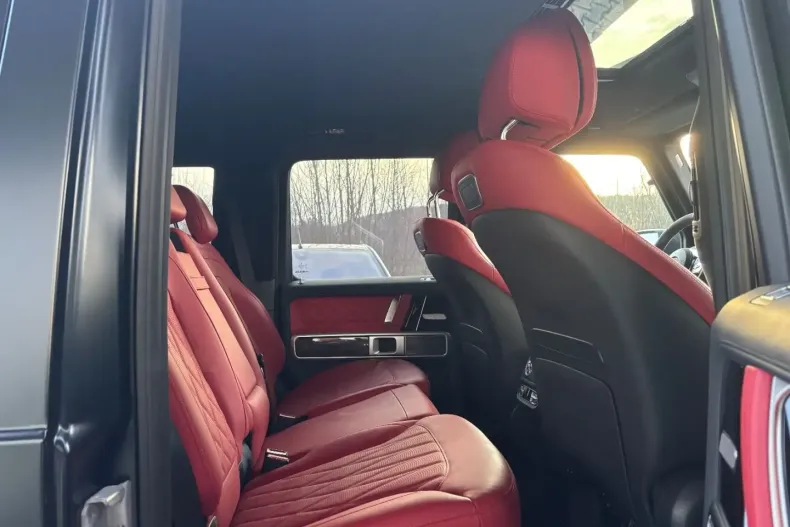 Mercedes-Benz G 63 AMG (Clasa G) din 2023 cu 29.898 km - oferta MER195738 - foto 25