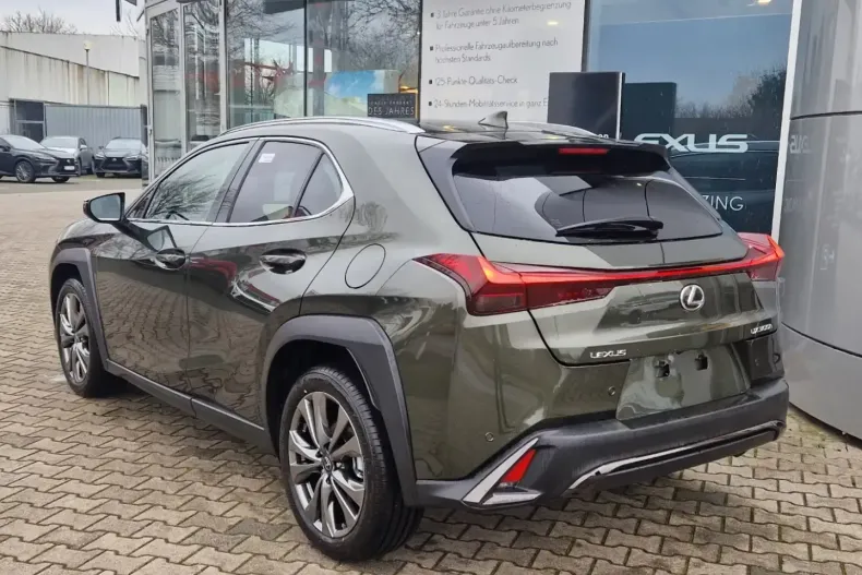 Lexus UX din 2026 cu 30 km - oferta LEX195741 - foto 2