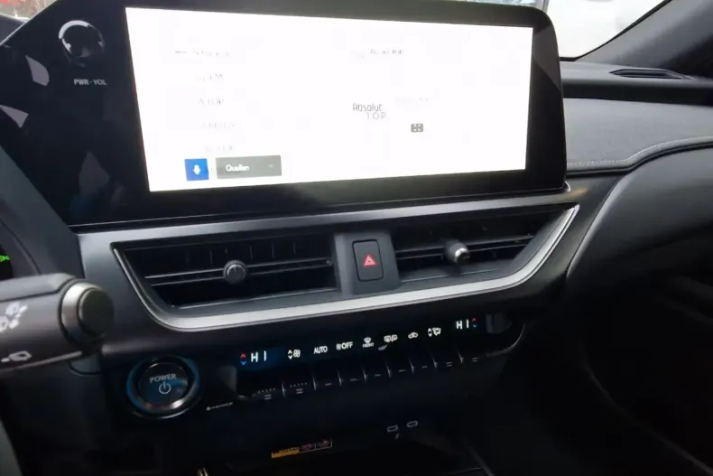 Lexus UX din 2026 cu 30 km - oferta LEX195741 - foto 11