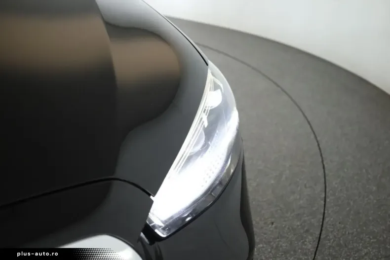 Mercedes-Benz S 400 (Clasa S) din 2023 cu 55.600 km - oferta MER195744 - foto 18