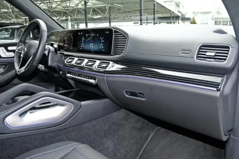 Mercedes-Benz GLS 450 (Clasa GLS) din 2025 cu 6.700 km - oferta MER195753 - foto 8