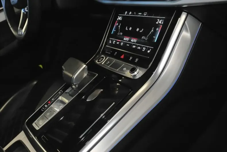 Audi Q8 din 2022 cu 69.950 km - oferta AUD195754 - foto 7