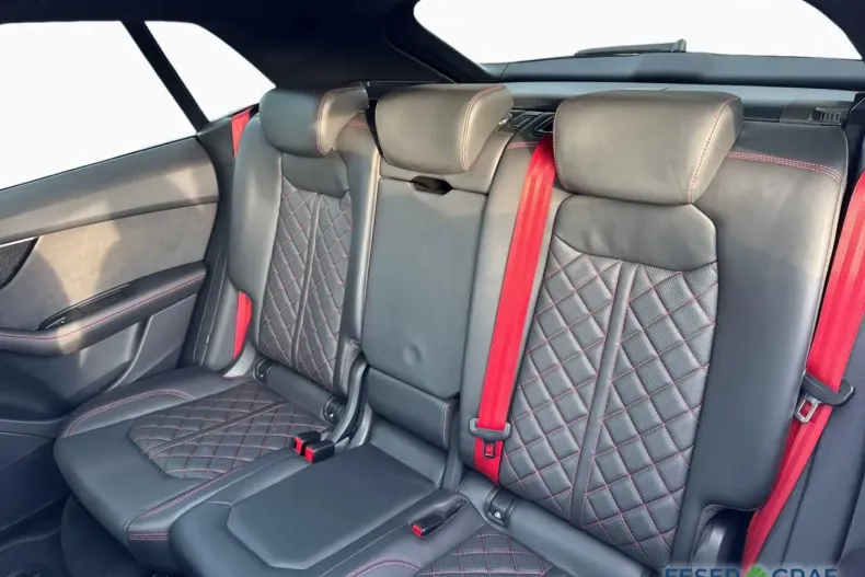 Audi Q8 din 2022 cu 69.200 km - oferta AUD195755 - foto 11