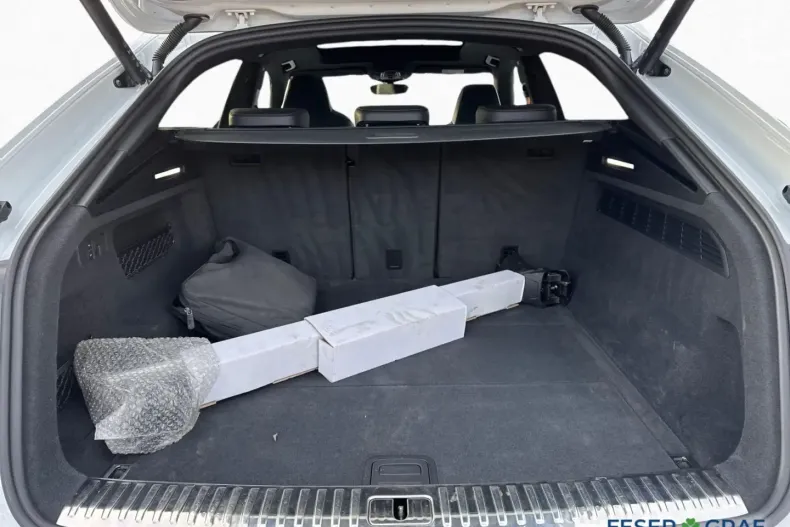 Audi Q8 din 2022 cu 69.200 km - oferta AUD195755 - foto 13