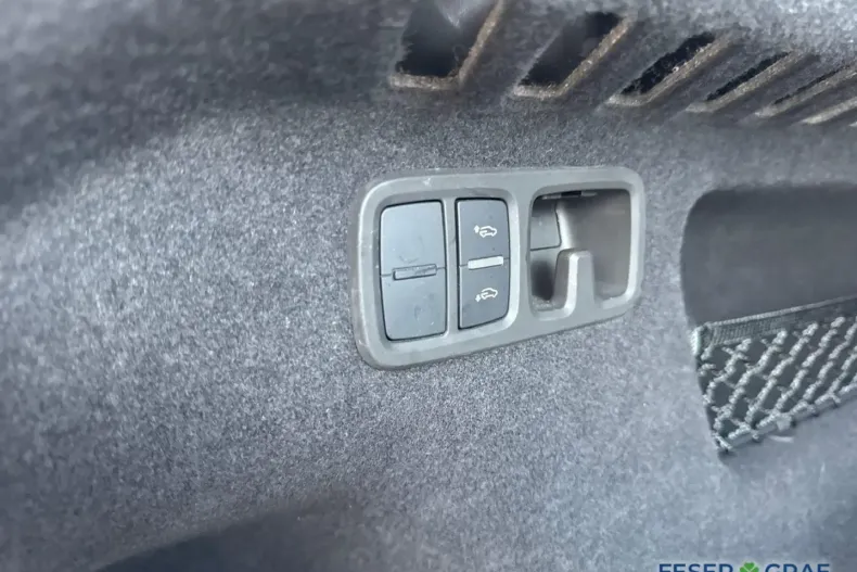 Audi Q8 din 2022 cu 69.200 km - oferta AUD195755 - foto 15