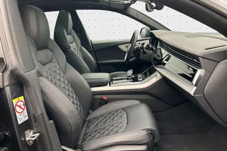 Audi Q8 din 2022 cu 79.222 km - oferta AUD195757 - foto 4