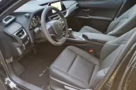 Lexus UX din 2025 cu 20 km - oferta LEX195760 - foto 2