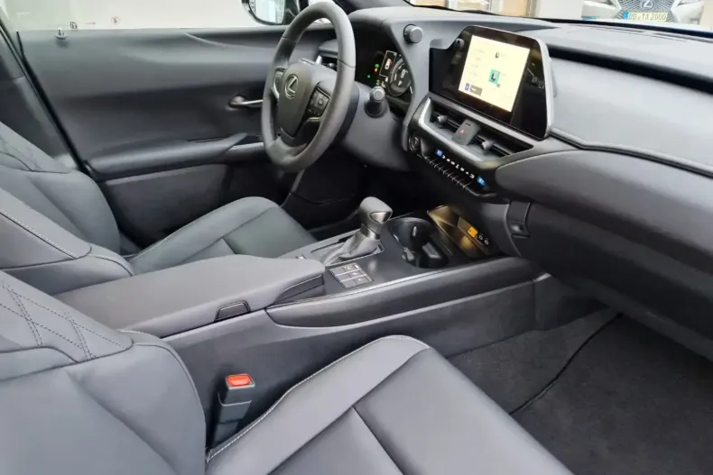 Lexus UX din 2025 cu 20 km - oferta LEX195760 - foto 6