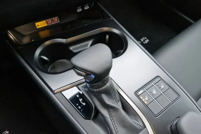 Lexus UX din 2025 cu 20 km - oferta LEX195760 - foto 11