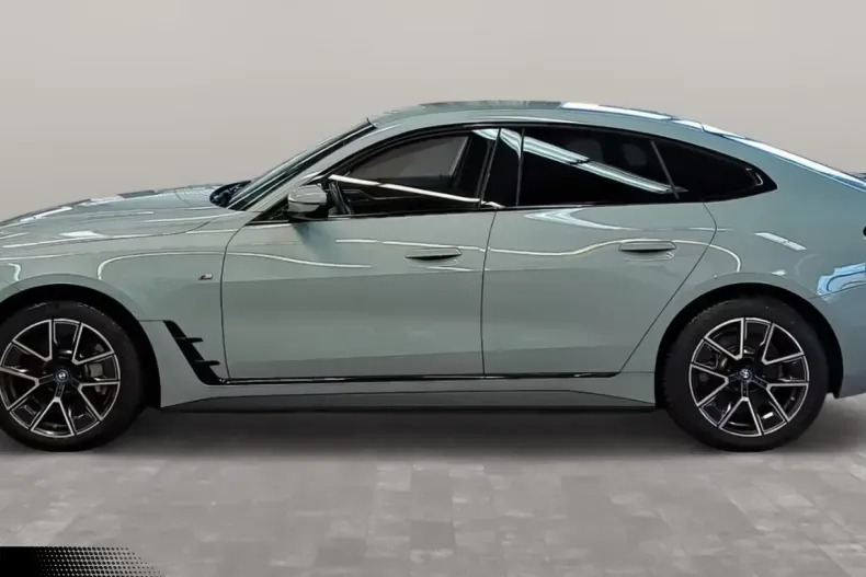 BMW i4 (Seria 4) din 2023 cu 43.146 km - oferta BMW195763 - foto 3