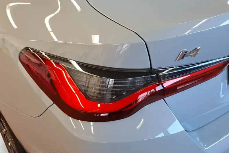 BMW i4 (Seria 4) din 2023 cu 43.146 km - oferta BMW195763 - foto 6