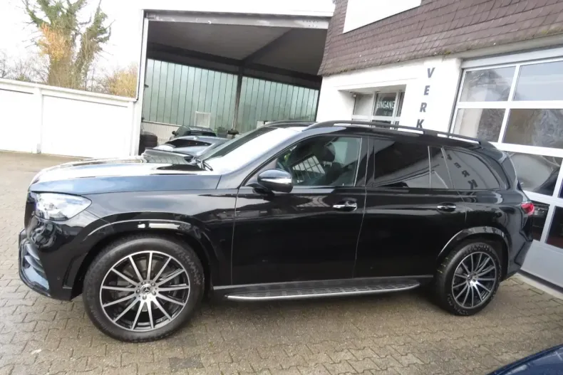 Mercedes-Benz GLS 580 (Clasa GLS) din 2023 cu 40.500 km - oferta MER195766 - foto 3