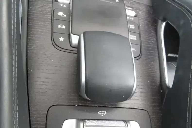 Mercedes-Benz GLS 580 (Clasa GLS) din 2023 cu 40.500 km - oferta MER195766 - foto 18