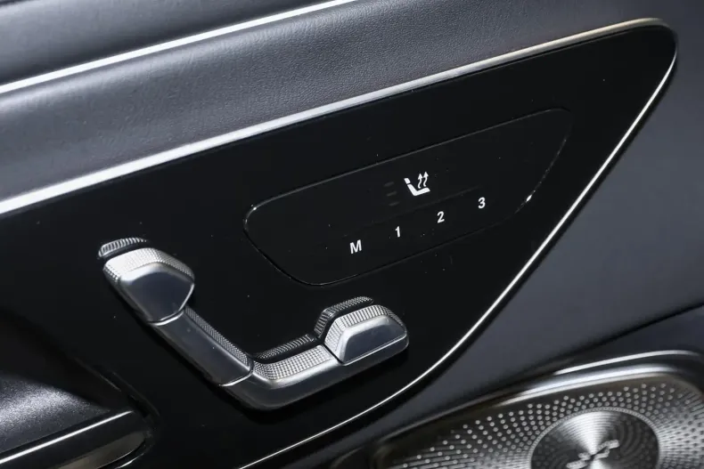 Mercedes-Benz CLE 53 AMG (Clasa CLE) din 2025 cu 9.900 km - oferta MER195767 - foto 12