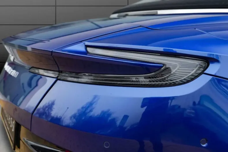 Aston Martin DB12 din 2024 cu 10.990 km - oferta AST195771 - foto 4