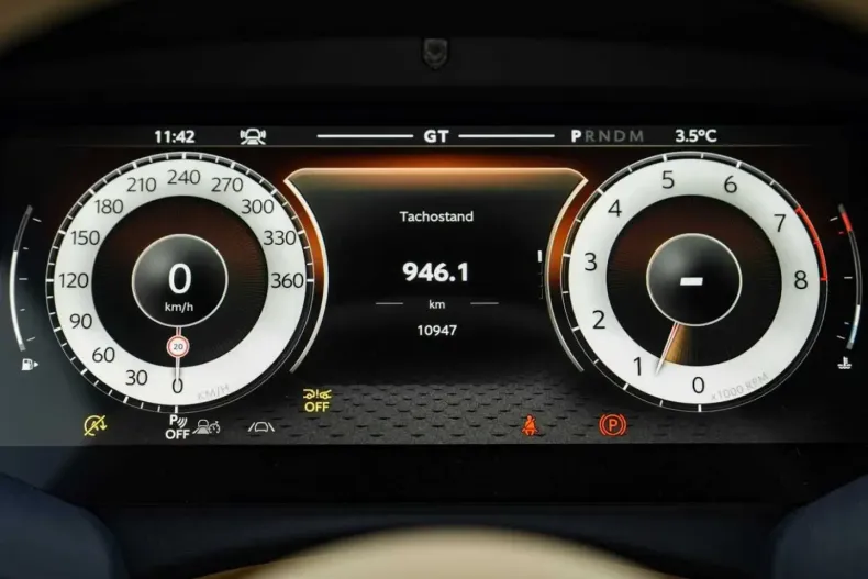 Aston Martin DB12 din 2024 cu 10.990 km - oferta AST195771 - foto 13