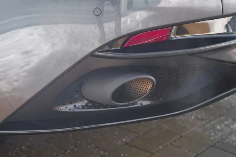 Aston Martin DB11 din 2022 cu 18.641 km - oferta AST195772 - foto 12