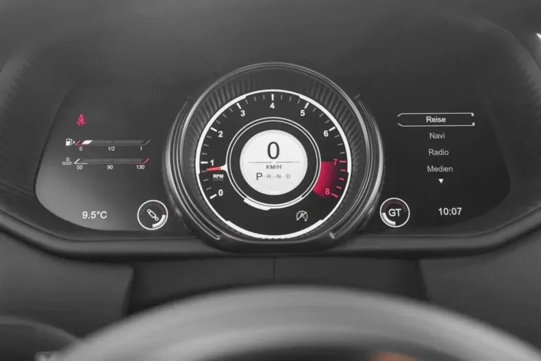 Aston Martin DB11 din 2022 cu 18.641 km - oferta AST195772 - foto 15