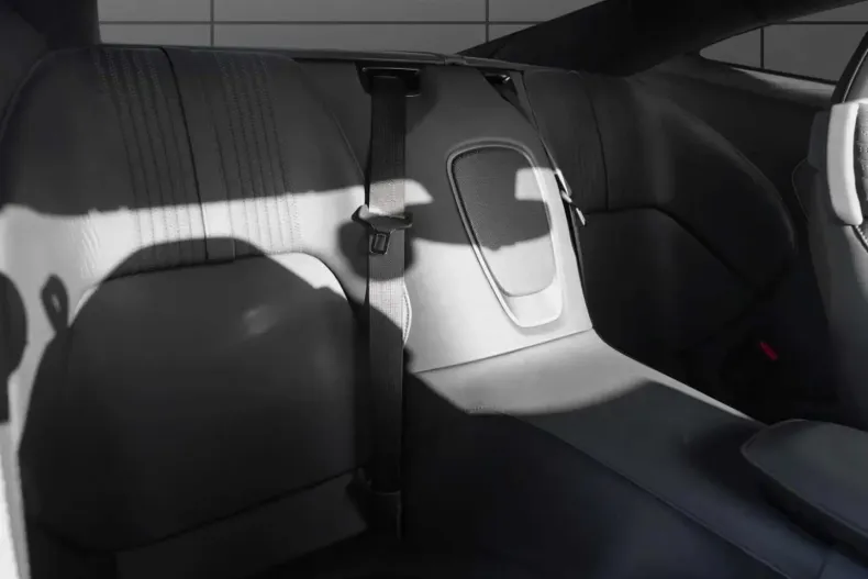 Aston Martin DB11 din 2022 cu 18.641 km - oferta AST195772 - foto 24