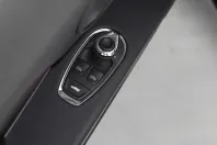 Aston Martin DB11 din 2022 cu 18.641 km - oferta AST195772 - foto 26