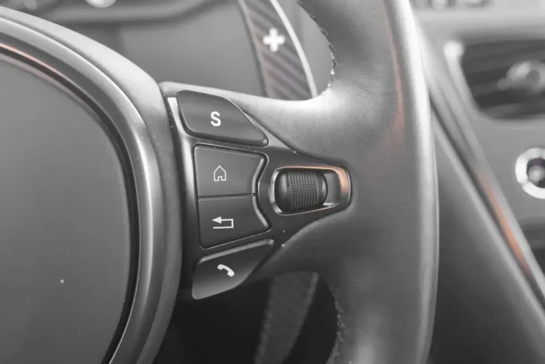 Aston Martin DB11 din 2022 cu 18.641 km - oferta AST195772 - foto 31