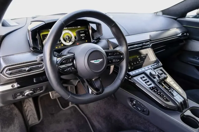 Aston Martin V8 Vantage din 2024 cu 23.600 km - oferta AST195774 - foto 11