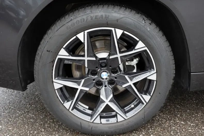 BMW X3 (Seria X) din 2025 cu 23.858 km - oferta BMW195780 - foto 10