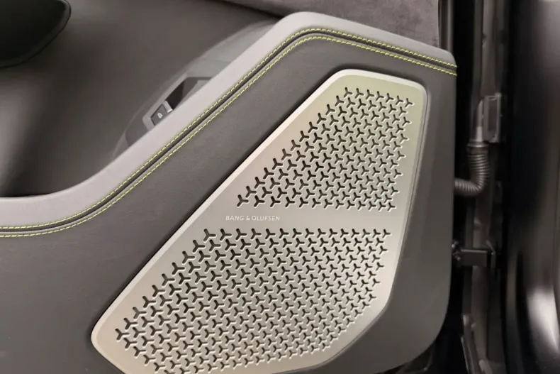 Lamborghini Urus din 2022 cu 44.800 km - oferta LAM195784 - foto 42