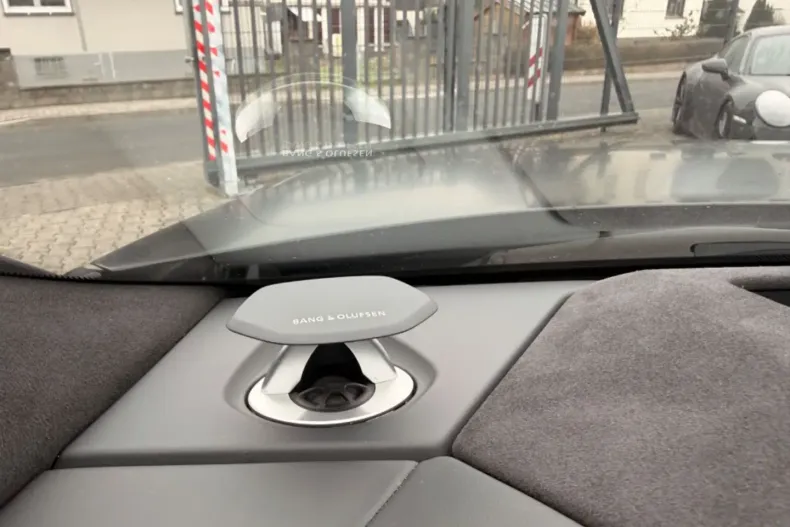 Lamborghini Urus din 2022 cu 44.800 km - oferta LAM195784 - foto 43