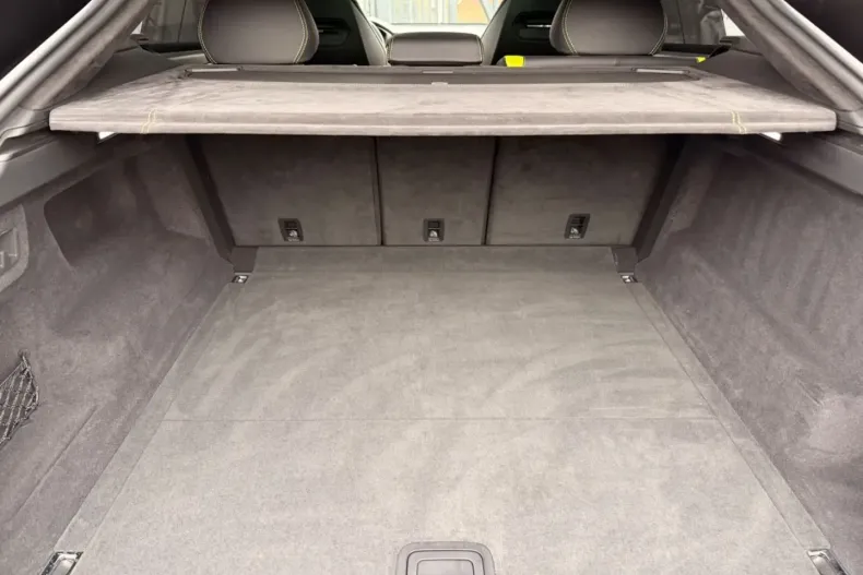 Lamborghini Urus din 2022 cu 44.800 km - oferta LAM195784 - foto 48