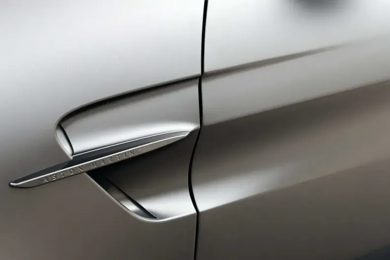 Aston Martin V8 Vantage din 2024 cu 10.000 km - oferta AST195787 - foto 15