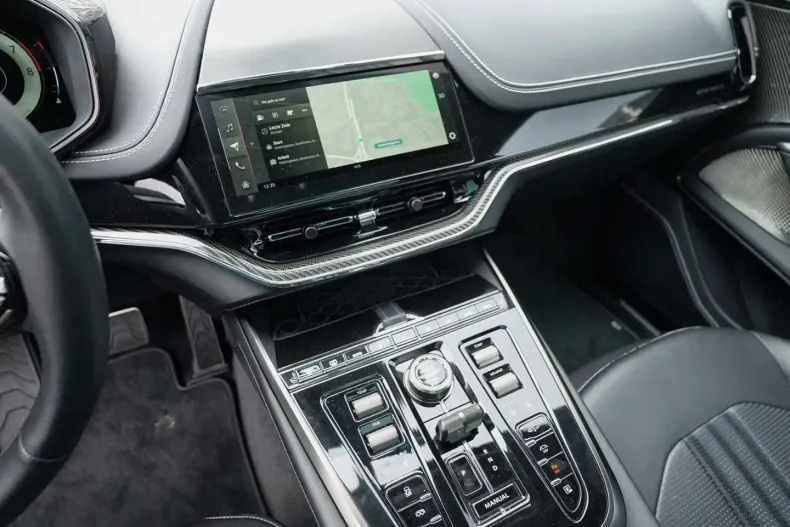 Aston Martin DBX din 2025 cu 20.000 km - oferta AST195788 - foto 25