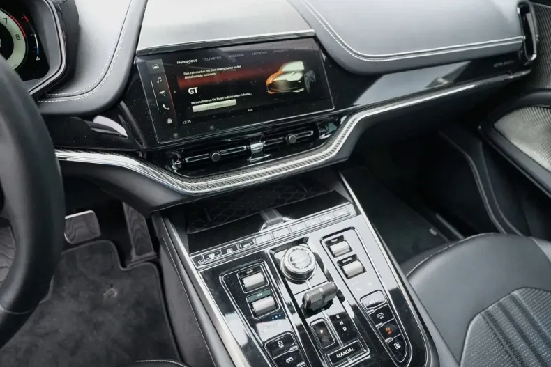 Aston Martin DBX din 2025 cu 20.000 km - oferta AST195788 - foto 26