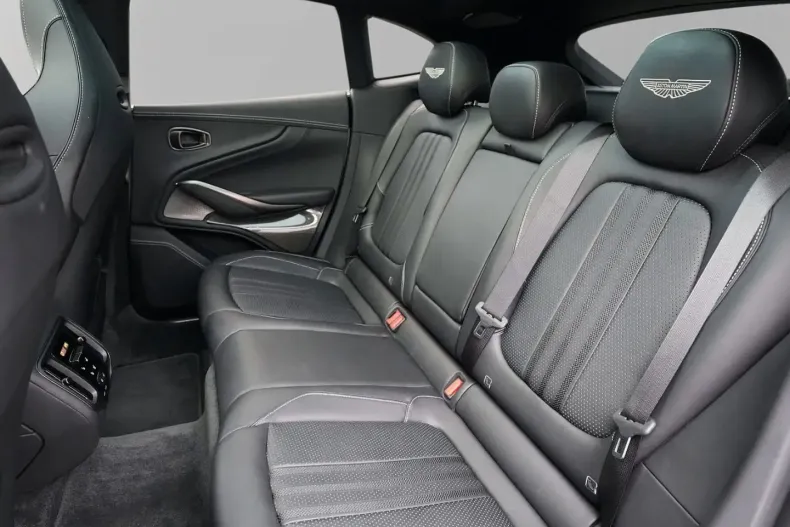 Aston Martin DBX din 2025 cu 20.000 km - oferta AST195788 - foto 30