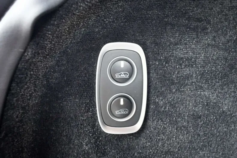 Aston Martin DBX din 2025 cu 20.000 km - oferta AST195788 - foto 33