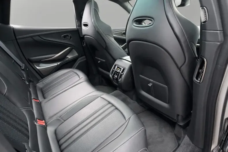 Aston Martin DBX din 2025 cu 20.000 km - oferta AST195788 - foto 35