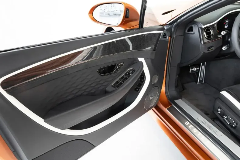 Bentley Continental GTC din 2024 cu 14.900 km - oferta BEN195789 - foto 20