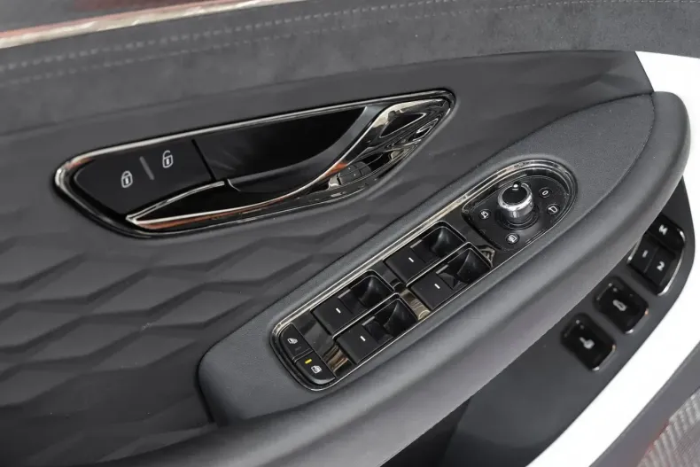 Bentley Continental GTC din 2024 cu 14.900 km - oferta BEN195789 - foto 21