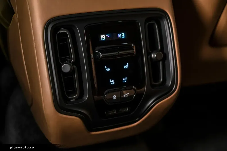 Aston Martin DBX din 2022 cu 29.000 km - oferta AST195790 - foto 17