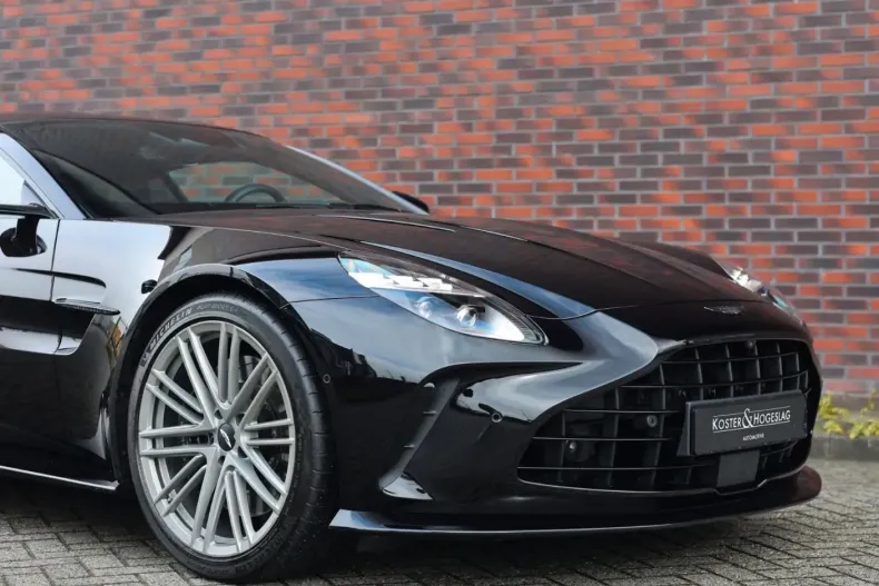 Aston Martin V8 Vantage din 2025 cu 17.076 km - oferta AST195792 - foto 7