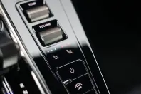 Aston Martin V8 Vantage din 2025 cu 17.076 km - oferta AST195792 - foto 25