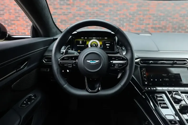 Aston Martin V8 Vantage din 2025 cu 17.076 km - oferta AST195792 - foto 30