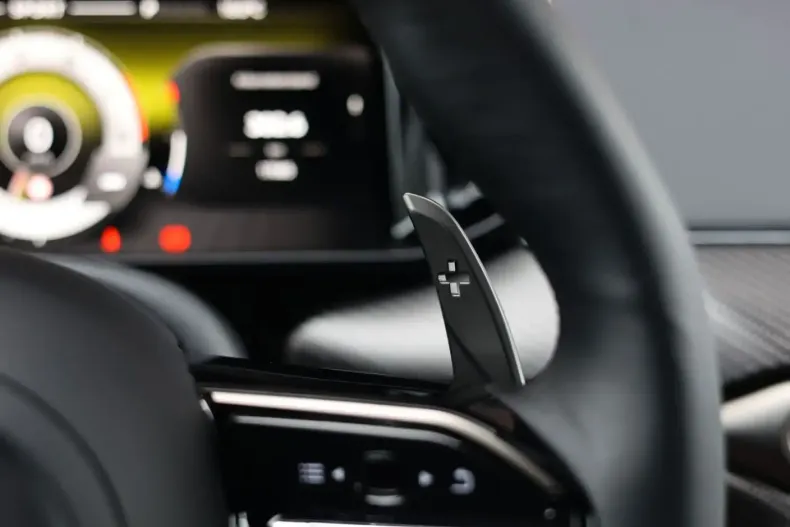 Aston Martin V8 Vantage din 2025 cu 17.076 km - oferta AST195792 - foto 33