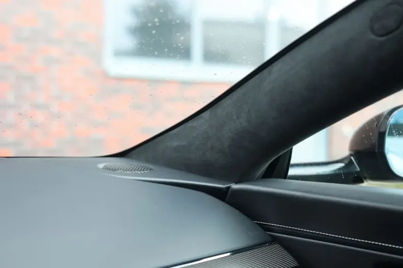 Aston Martin V8 Vantage din 2025 cu 17.076 km - oferta AST195792 - foto 36