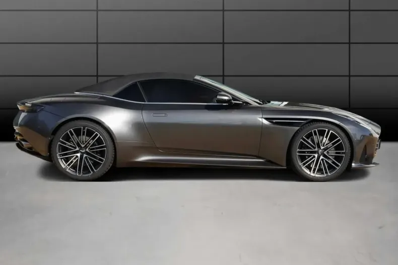 Aston Martin DB12 din 2024 cu 16.490 km - oferta AST195796 - foto 2
