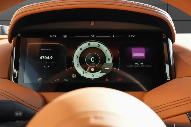 Aston Martin DB12 din 2024 cu 16.490 km - oferta AST195796 - foto 16