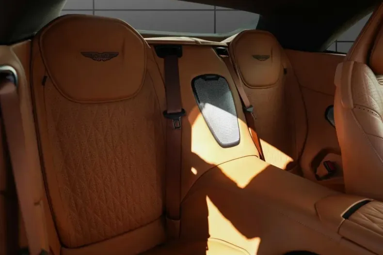 Aston Martin DB12 din 2024 cu 16.490 km - oferta AST195796 - foto 25