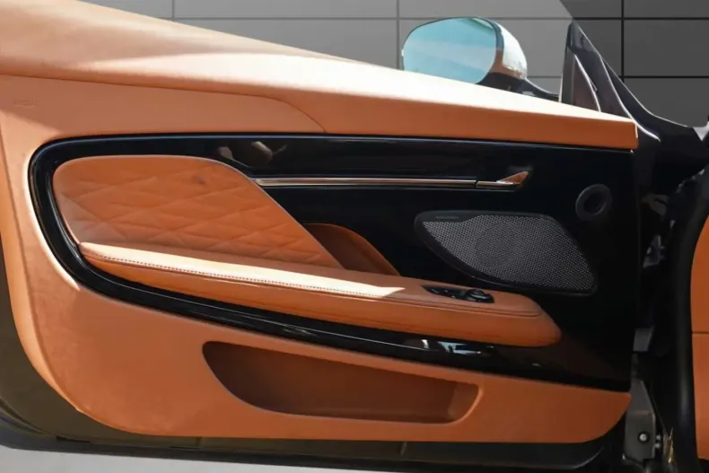 Aston Martin DB12 din 2024 cu 16.490 km - oferta AST195796 - foto 30