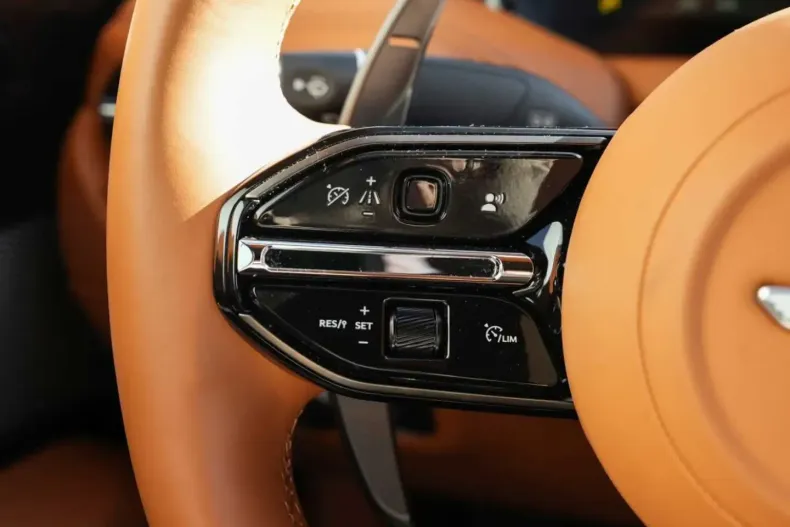 Aston Martin DB12 din 2024 cu 16.490 km - oferta AST195796 - foto 31