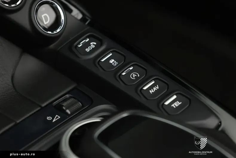 Aston Martin V8 Vantage din 2021 cu 25.234 km - oferta AST195801 - foto 24